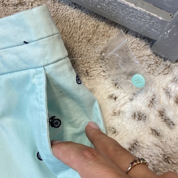 NWT! British Kahaki shorts size 10 mint green navy embroidered bicycle vacation - Picture 5 of 12